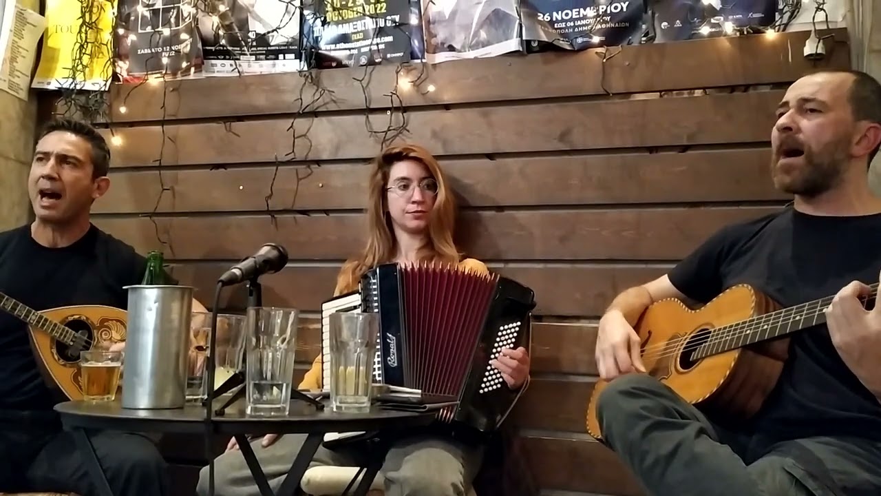 ΓΙΑ ΜΙΑ ΚΟΡΗ ΞΕΛΟΓΙΑΣΤΡΑ (ΧΤΙΖΟΥΝ ΚΑΙ ΓΚΡΕΜΙΖΟΥΝ ΚΑΣΤΡΑ) // ΓΙΑΝΝΗΣ ΛΟΓΟΘΕΤΗΣ - ΑΡΓΥΡΗΣ ΝΙΚΟΛΑΟΥ