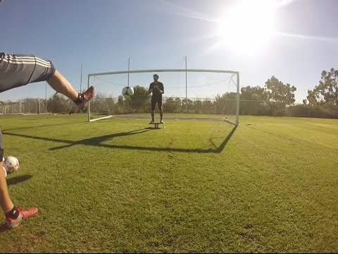 Best Way to Improve Ball Control & Footwork for Soccer - YouTube
