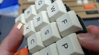 Carbon Retro Keycaps, Dsa Profile, Unboxing And Test