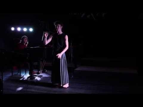 Simβiosi performs Wandering Limbs by Kimbra