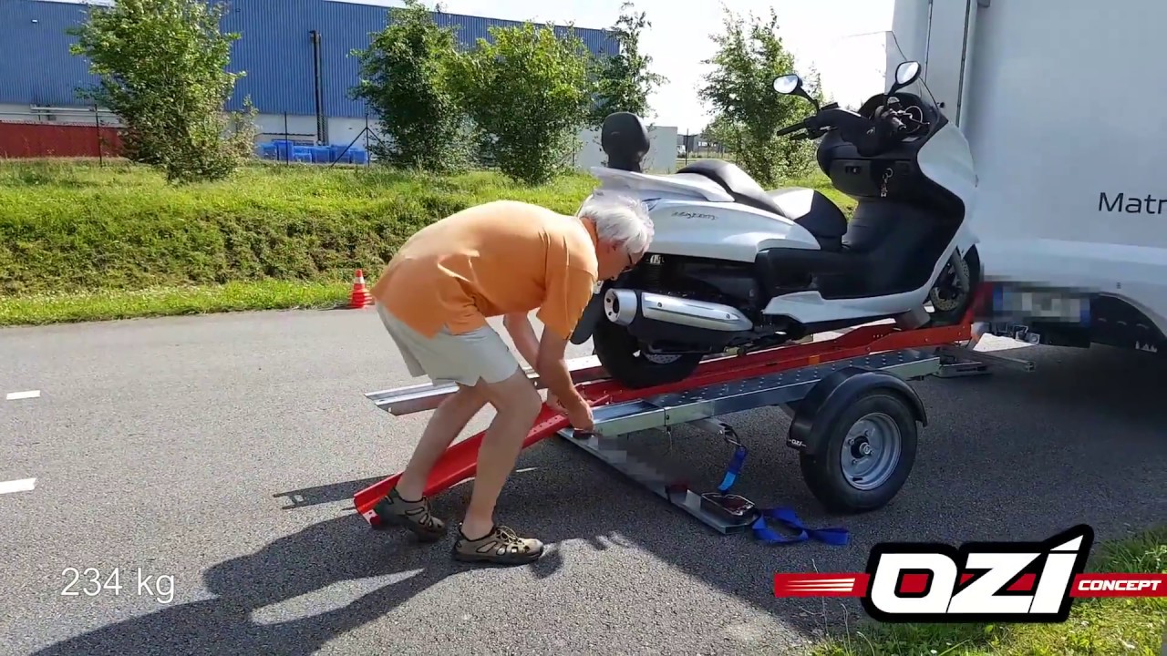 CHARGEMENT SCOOTER SUR REMORQUE PLIANTE OZICONCEPT YouTube CHARGEMENT SCOOTER SUR REMORQUE PLIANTE OZICONCEPT YouTube