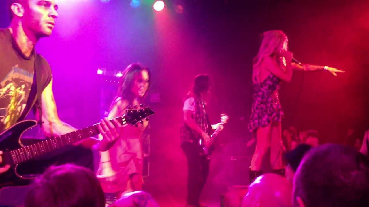 Butcher Babies Performing "Natural Born Zombie" Live At The Roxy Feb 6 2012