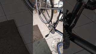 BIKE CRACKLING 😱! #mechanics #mtb #goes viral #pedal #viral #maintenance #brake #redbull #kombi BIKE CRACKLING 😱! #mechanics #mtb #goes viral #pedal #viral #maintenance #brake #redbull #kombi