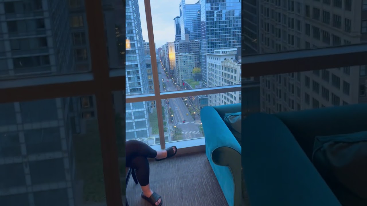 Chicago bridal hair and makeup artist! Davidrenemua.com 