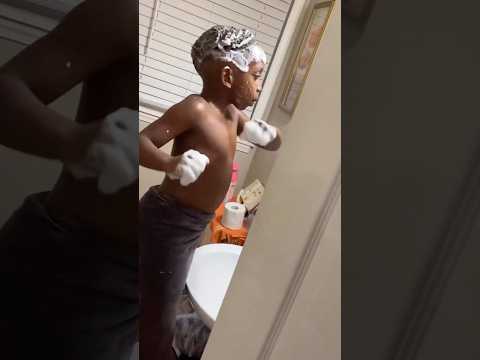 Little Man Was Feeling That Old School Lil Wayne And Lloyd Funny Comedy Funnyshorts Meme 