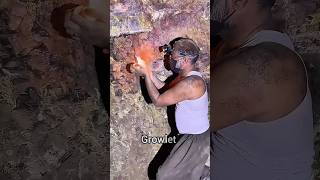 😮 How One Wire Mesh Prevented Explosions Underground #history #survival #genius