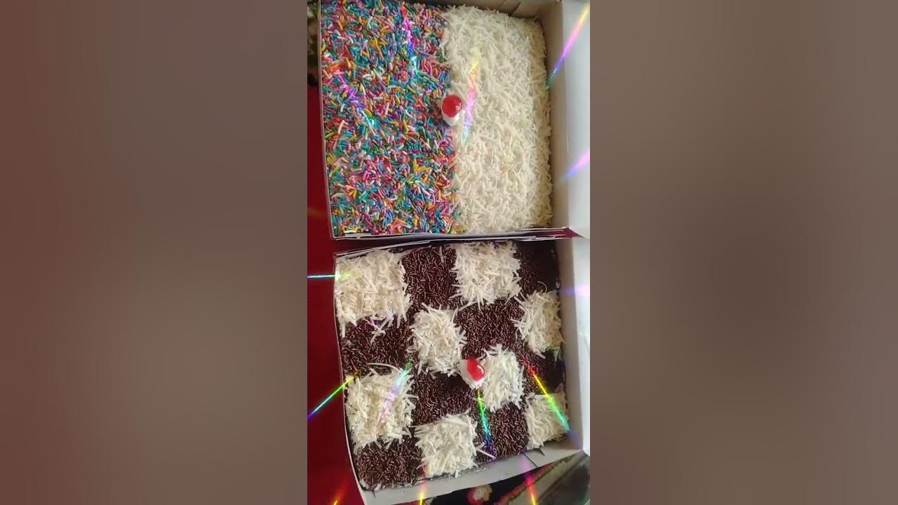 brownies kukus pandan dan brownies kukus coklat black forest.....Bukittinggi kuliner. subscribe ya 🤗