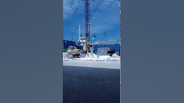 Bongkar Muat di Pelabuhan Sunda Kelapa