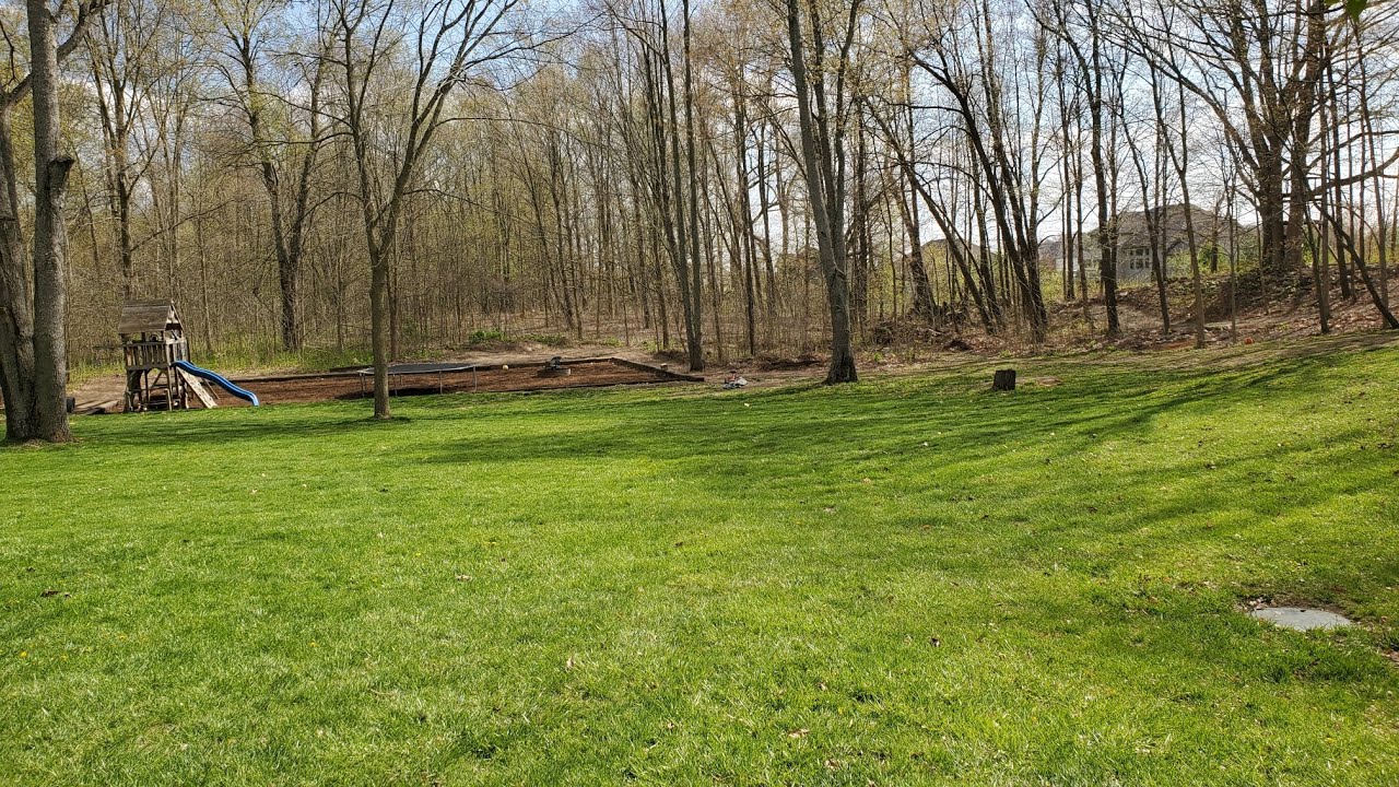 12032 Commerce Road - Brighton Twp MI - Outside