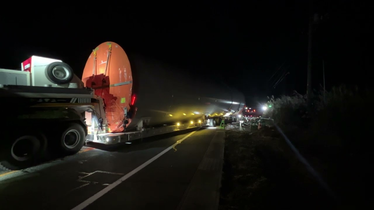 オオノ開發　スカニアS650  Vulcan 6軸マルチトレーラー　泊地にバックで駐車します