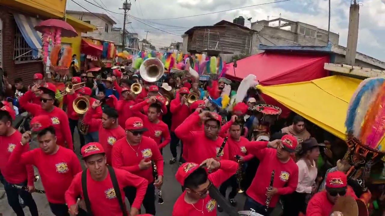 La pinche tromba son de las pataditas