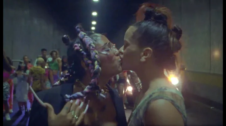 Tokischa x ROSALA - Linda [Official Video]