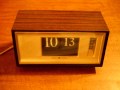 VINTAGE GE GENERAL ELECTRIC 8116K FLIP CLOCK FLIPPING IN ACTION ANALOG DIGITAL 60s 70s 80s NOSTALGIA