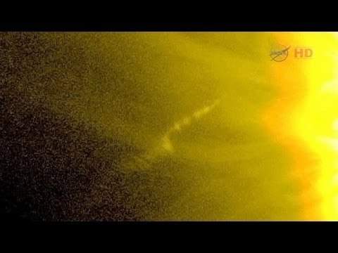 المذنب ايسون يقترب من الشمس