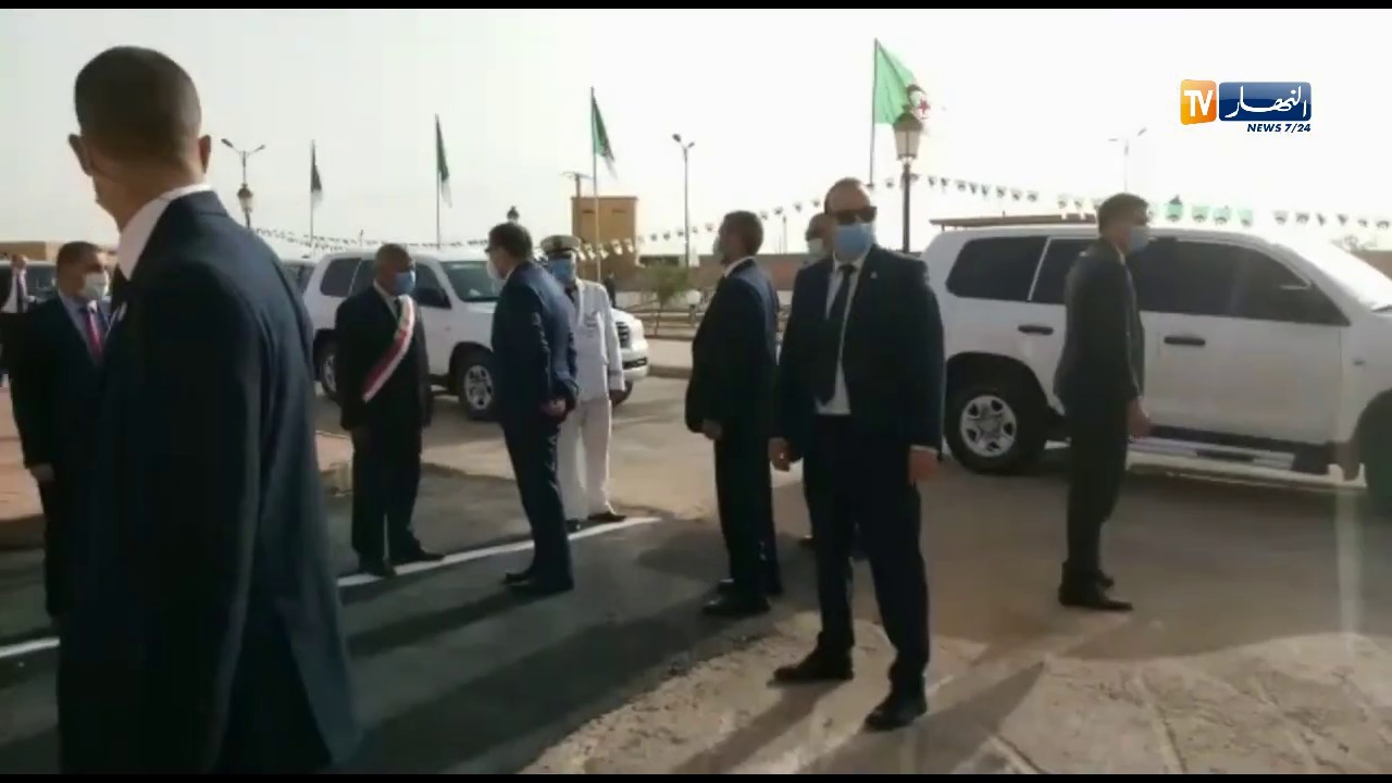 الوزير الأول عبد العزيز جراد يشرع في زيارة تفقدية إلى تندوف