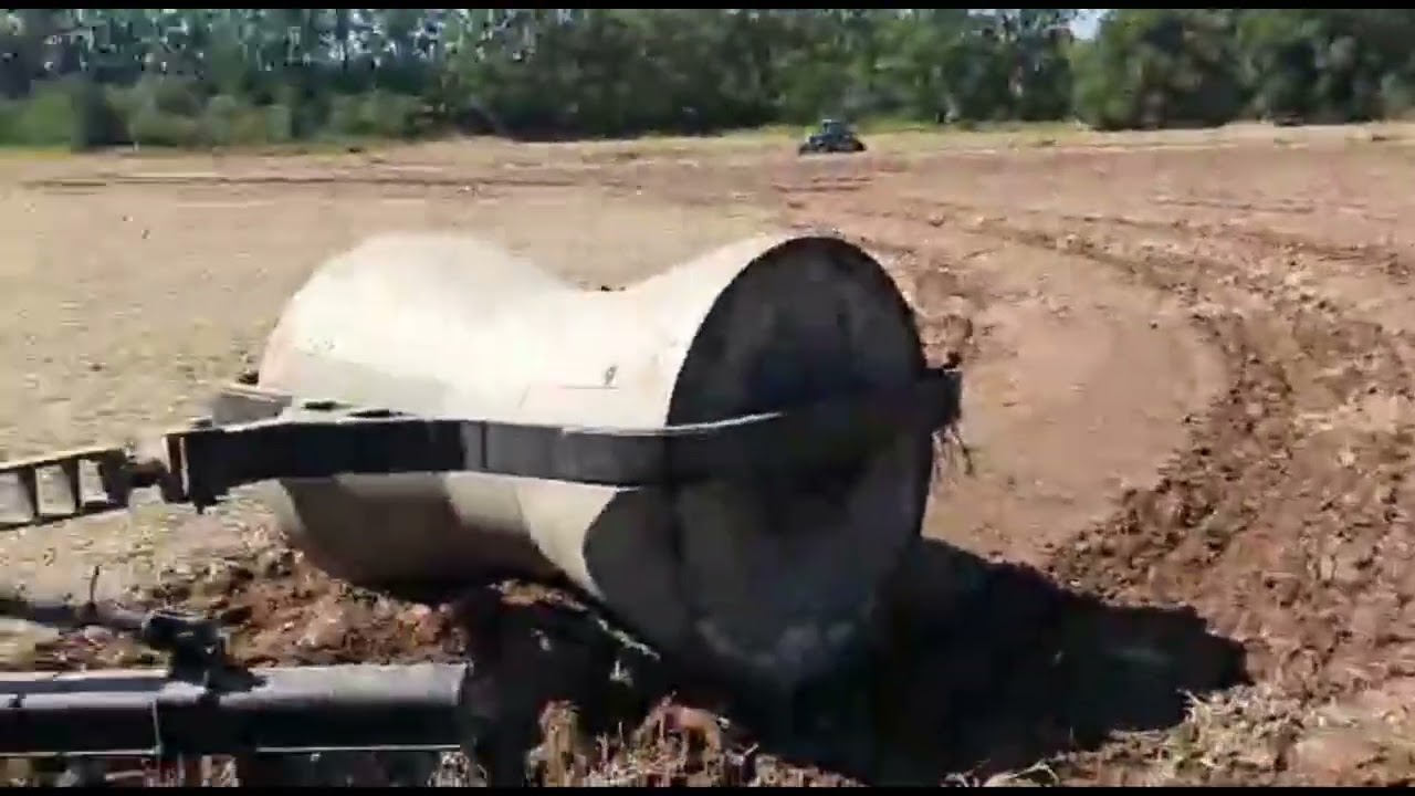 Entaipando com piloto automático e base RTK John Deere