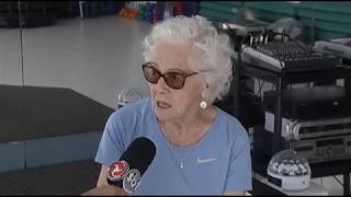 JF: Vovó atleta - Idosa de  99 anos faz musculação