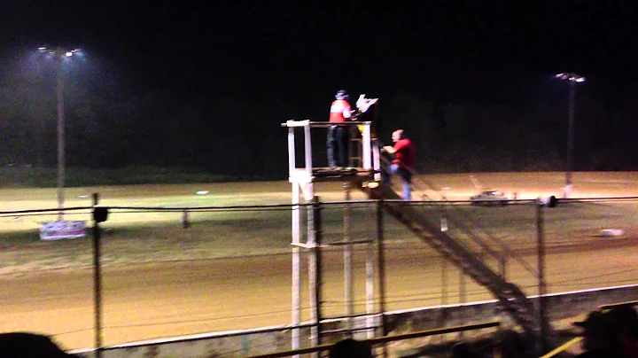 Chandler Petty Wins Comp Cams Heat Race