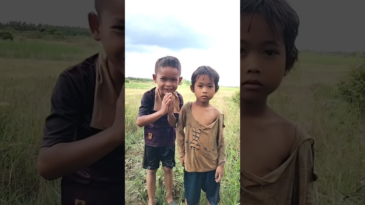 នាយ ជ្រក់ និង នាយ ជ្រឹង ថ្ងៃ នេះ សប្បាយ ណាស់ បានមក លេង វាល ស្រែ ម្ដង    #funny #duet 