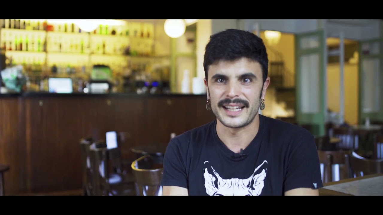 Xerrada amb Rodrigo Cuevas, l'agitador folklòric,  al Nou Bar