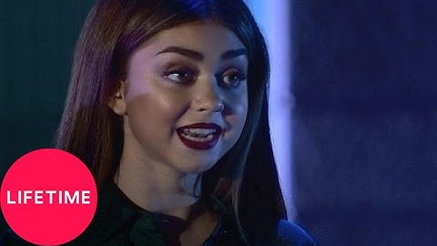 Project Runway: Under the Gunn: Designing In The Dark (S1, E4) | Lifetime