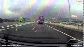 150929 又一台嘗試要在高速公路Back的阿寶啊！