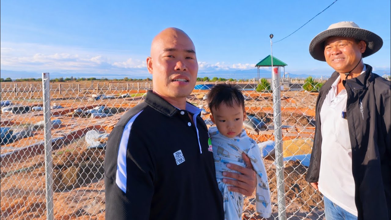 HÔM NAY LÀM KHU AN TOÀN CHO TRẺ CON & ĐÀO 300 LỔ CHUẨN BỊ TRỒNG GIỐNG CÂY CHÀ LÀ