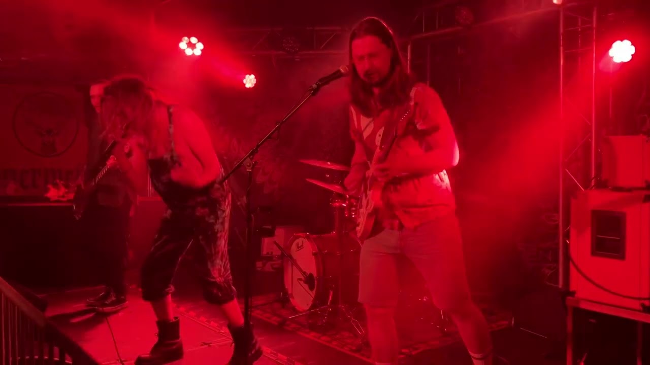 Pretty little ditties: The righteous & the wicked