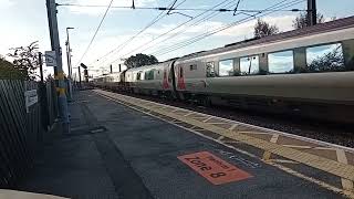 Cross Country voyagers racing through Northallerton 