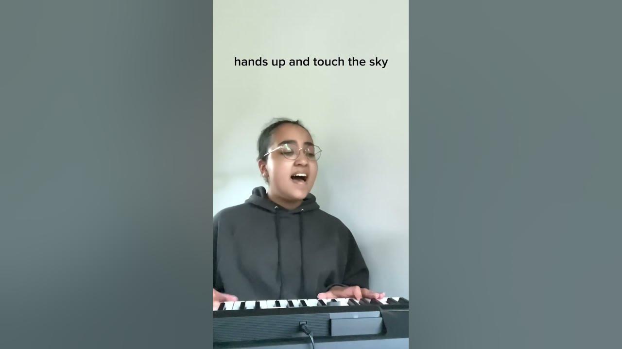 Starships by Nicki Minaj #nickiminaj #coversong #singing #song #music #piano #singer #cover #sing