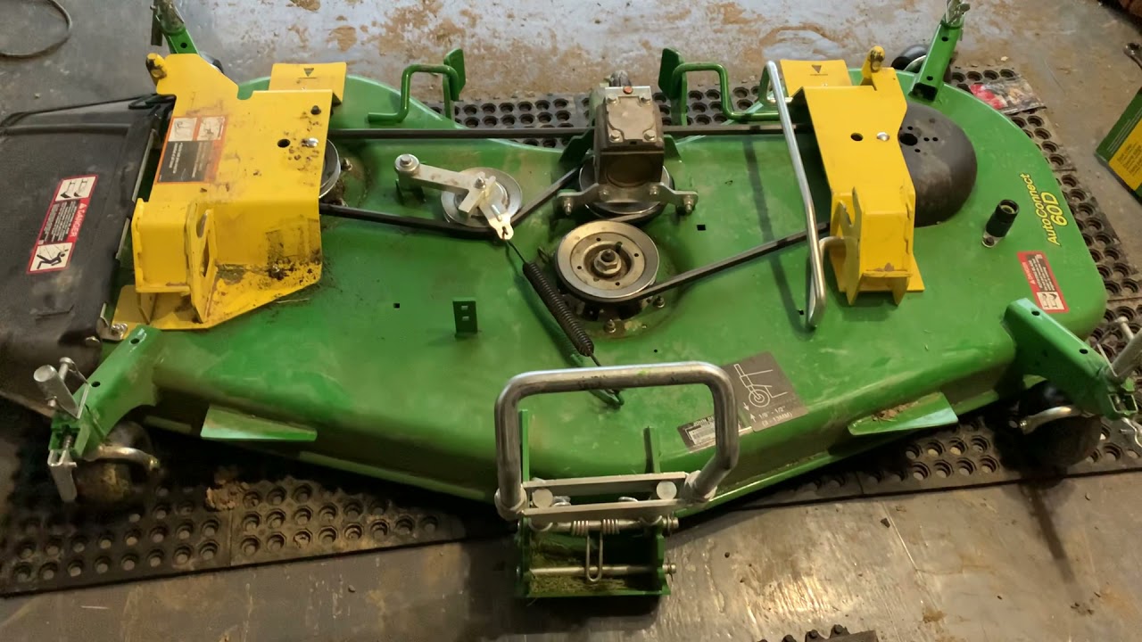 Problems Of A John Deere 1025r, New Tractor Owner, Vol. 003 Roll Over