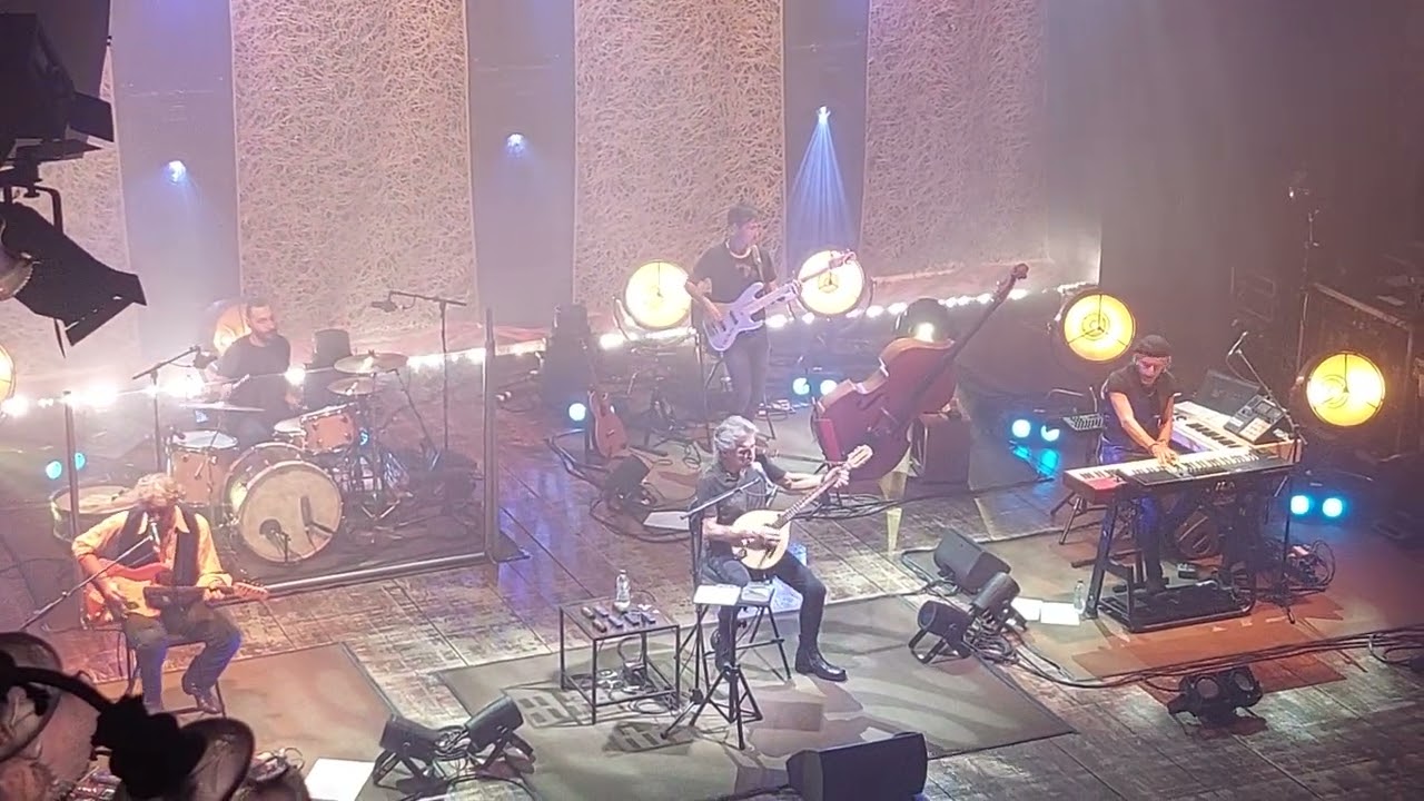 Ligabue  - Piccola stella senza cielo  - Live in Correggio