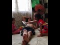 赤ちゃんがアイロンで遊んでお父さんのおなかにジュッッッ!!!!!!