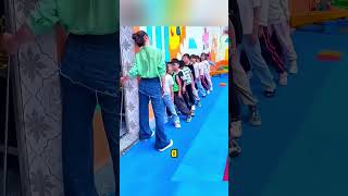 Guru Ini Berhasil Prank Satu Kelas