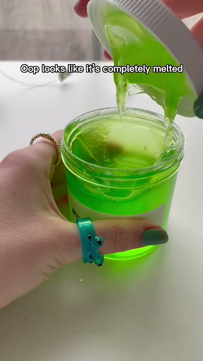 Reviewing 1 YEAR OLD RETURNED SLIME PACKAGES! 😱🤢