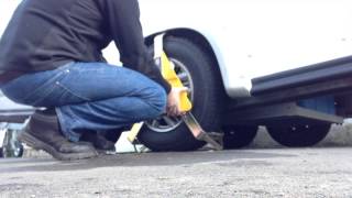 Stronghold Insurance Approved Wheel Clamp for 10-14" Caravan or Trailer Wheels