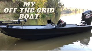 'OFF THE GRID' BOAT