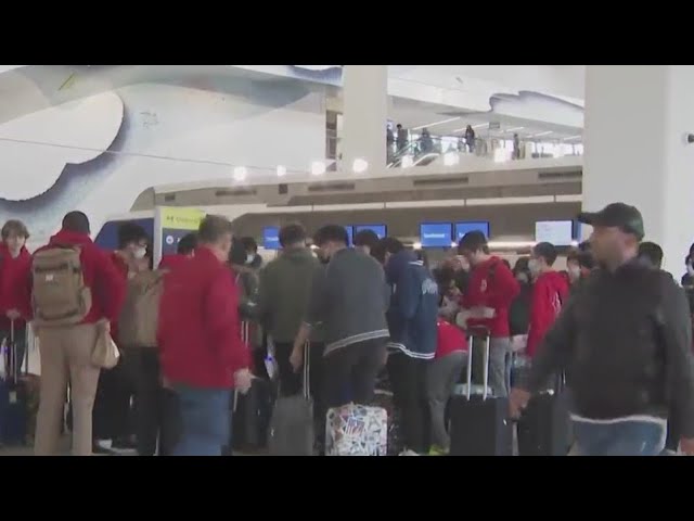 Airlines To Refund Passengers For Canceled Flights