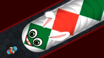 Wormate.io New Christmas Skin Giant Snake vs. Tiny Snake Epic Wormateio Funny/Best Moments!