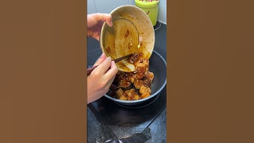 Series Cơm Nhà 2 Người: Cá basa kho tộ và lạc lè luộc chấm muối vừng