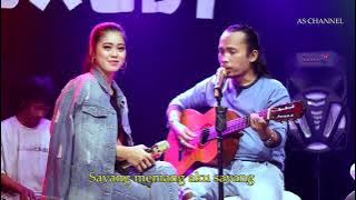 Utami Dewi Fortuna feat. Arya Satria - Tak Mungkin Bersama (Acoustic)