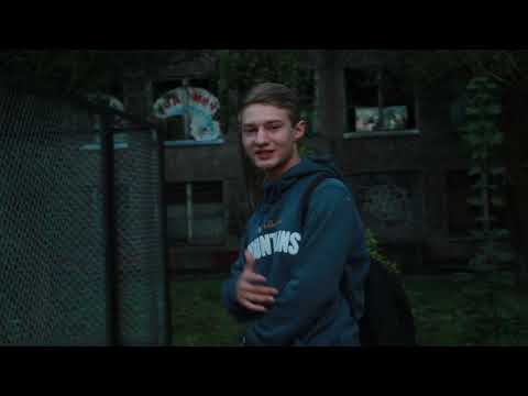 Зачитал в машине