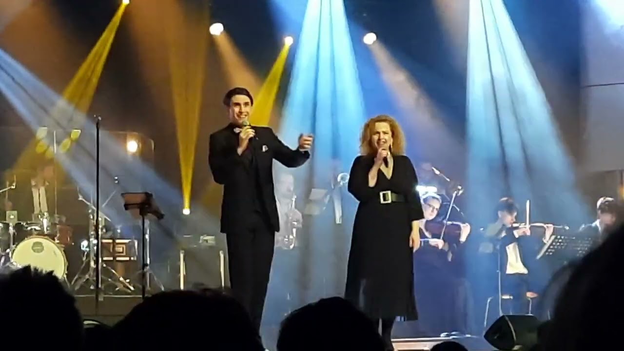 11 -  Kristián Šebek a Kristýna Šebková - Hej, páni konšelé