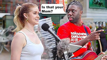 Proud Mom Watches Daughter’s First Time Singing on the Street