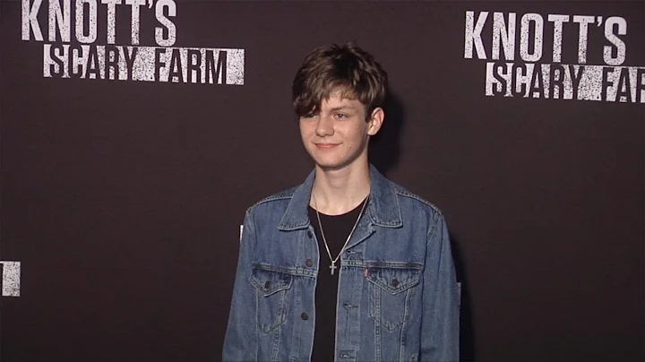 Ty Simpkins "Knotts Scary Farm 2016" Black Carpet