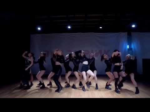 blackpink-choreo-kill-this-love-but-it’s-5-seconds-of-summer-teeth