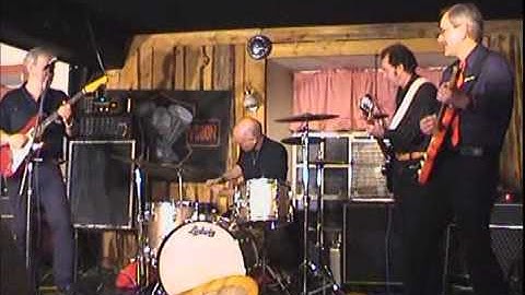 The Invaders - Space Party (live Hedefors Cafe 13-05-2000)