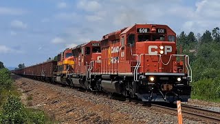 WOAH!! A RARE TRAIN YOU DON'T SEE EVERYDAY ON A CPKC MAINLINE!!