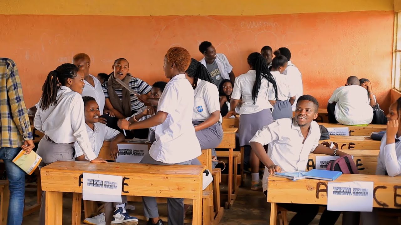 ПОКОЛЕНИЕ СТАРШЕЙ ШКОЛЫ ЧАСТЬ 1: СОРЕВНОВАНИЯ В ШКОЛЕ КТО-ТО СОБИРАЛСЯ, КТО БЫЛ ЖЕРТВОЙ В ШКОЛЕ ❗...