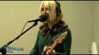 The Joy Formidable - &quot;The Magnifying Glass&quot; (Live at WFUV)